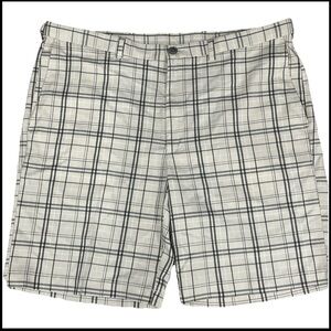 Men's Haggar Classic Plaid Shorts - Tan, Grey, White Size 40 Stretchy Waist